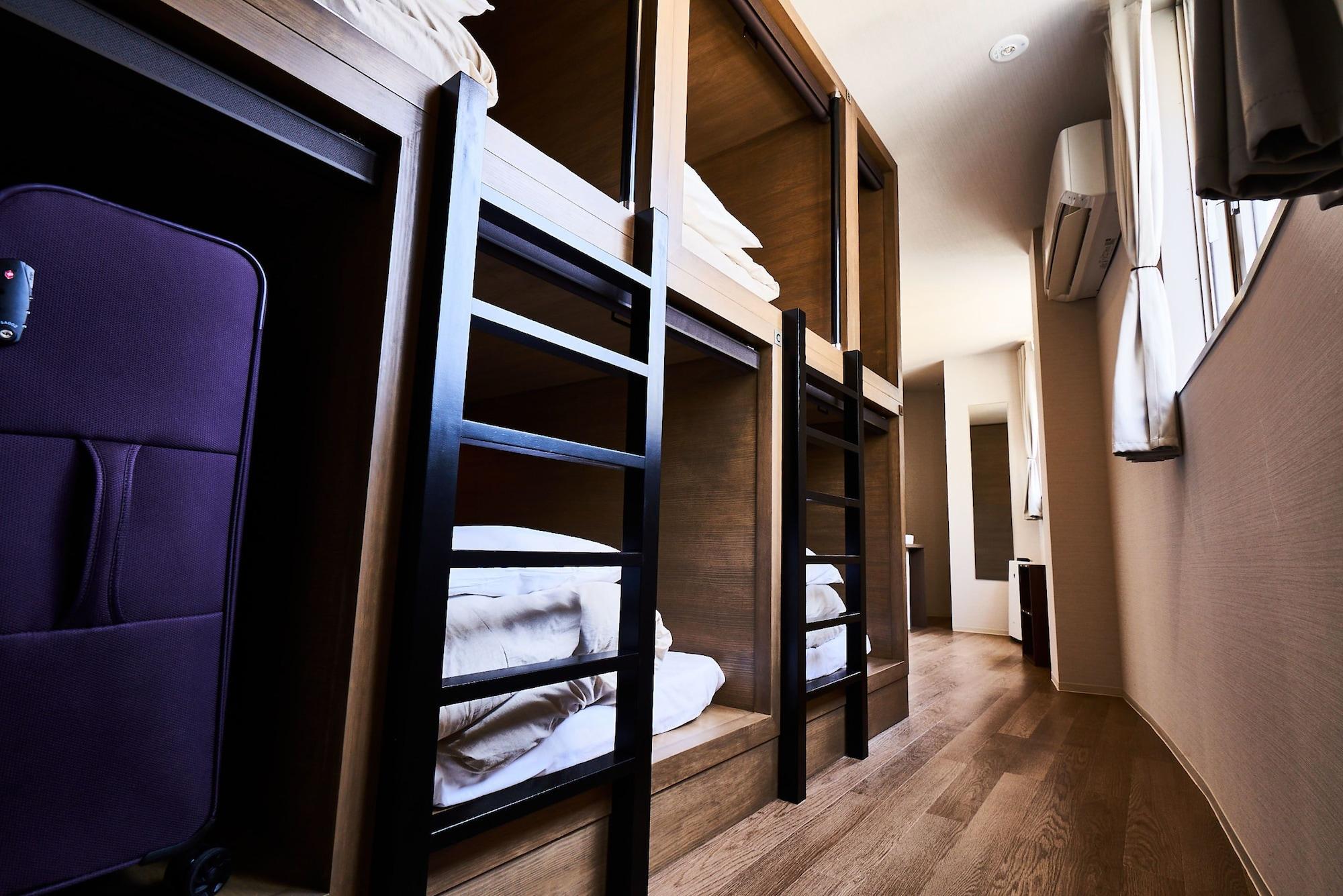 &And Hostel Hommachi East أوساكا المظهر الخارجي الصورة
