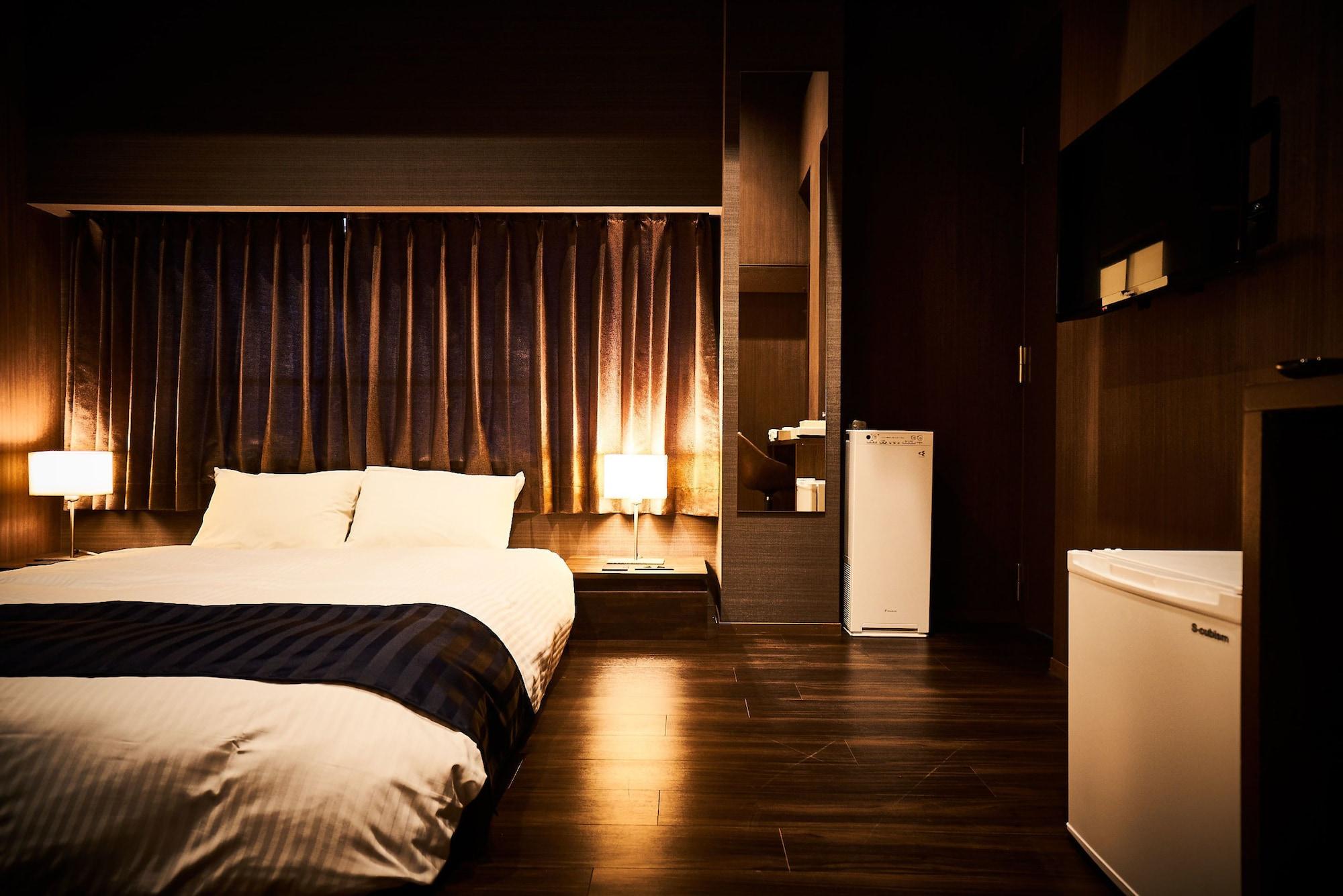 &And Hostel Hommachi East أوساكا المظهر الخارجي الصورة