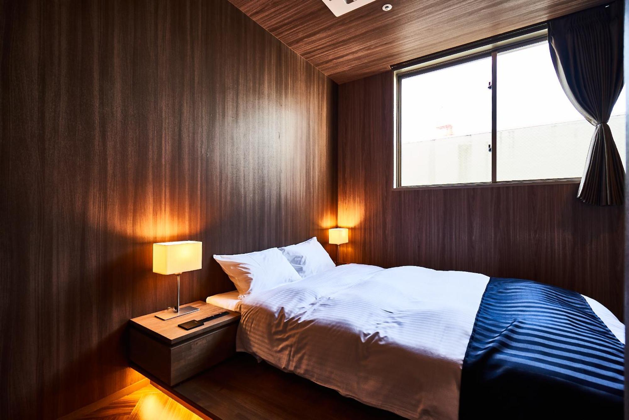 &And Hostel Hommachi East أوساكا المظهر الخارجي الصورة
