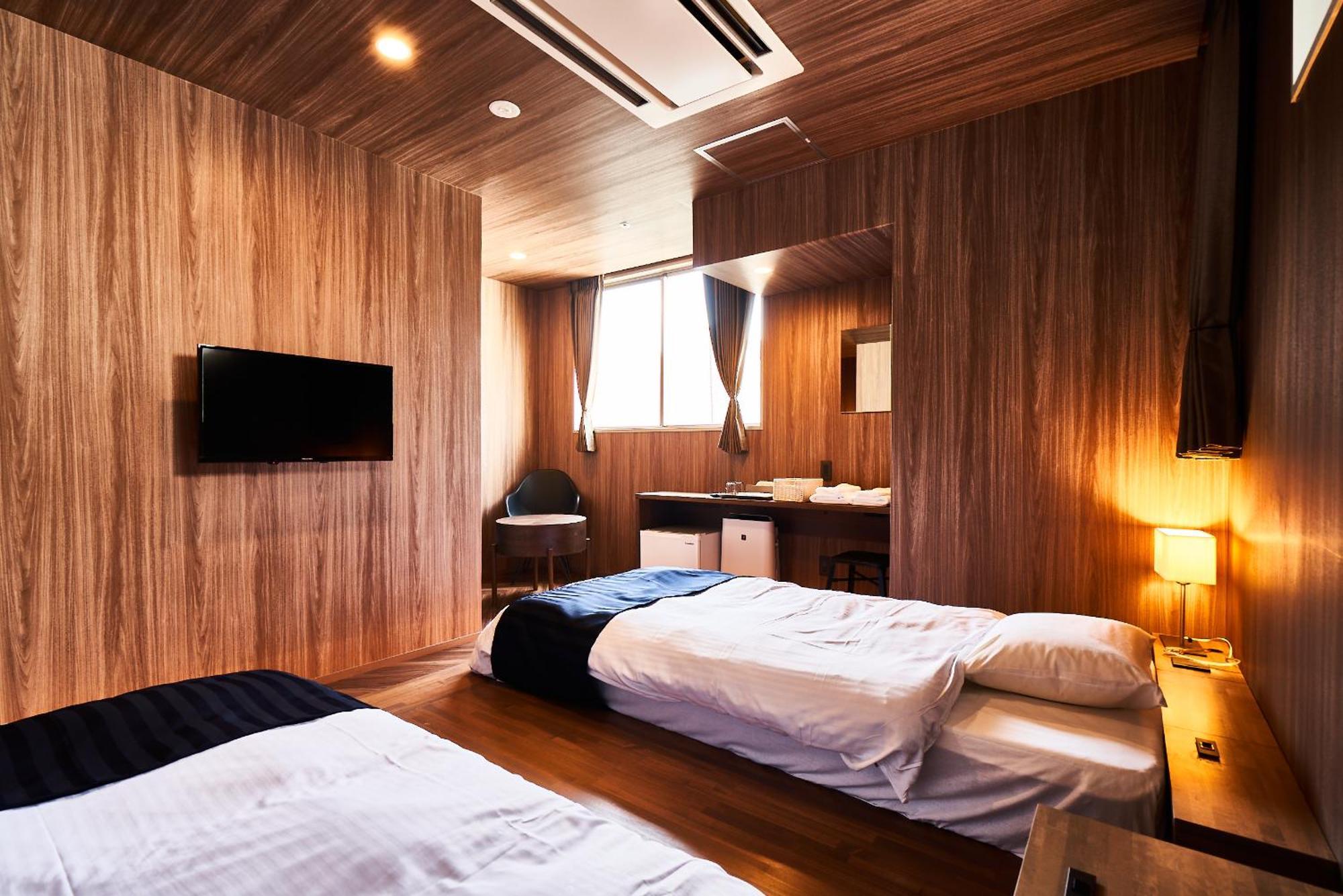 &And Hostel Hommachi East أوساكا الغرفة الصورة